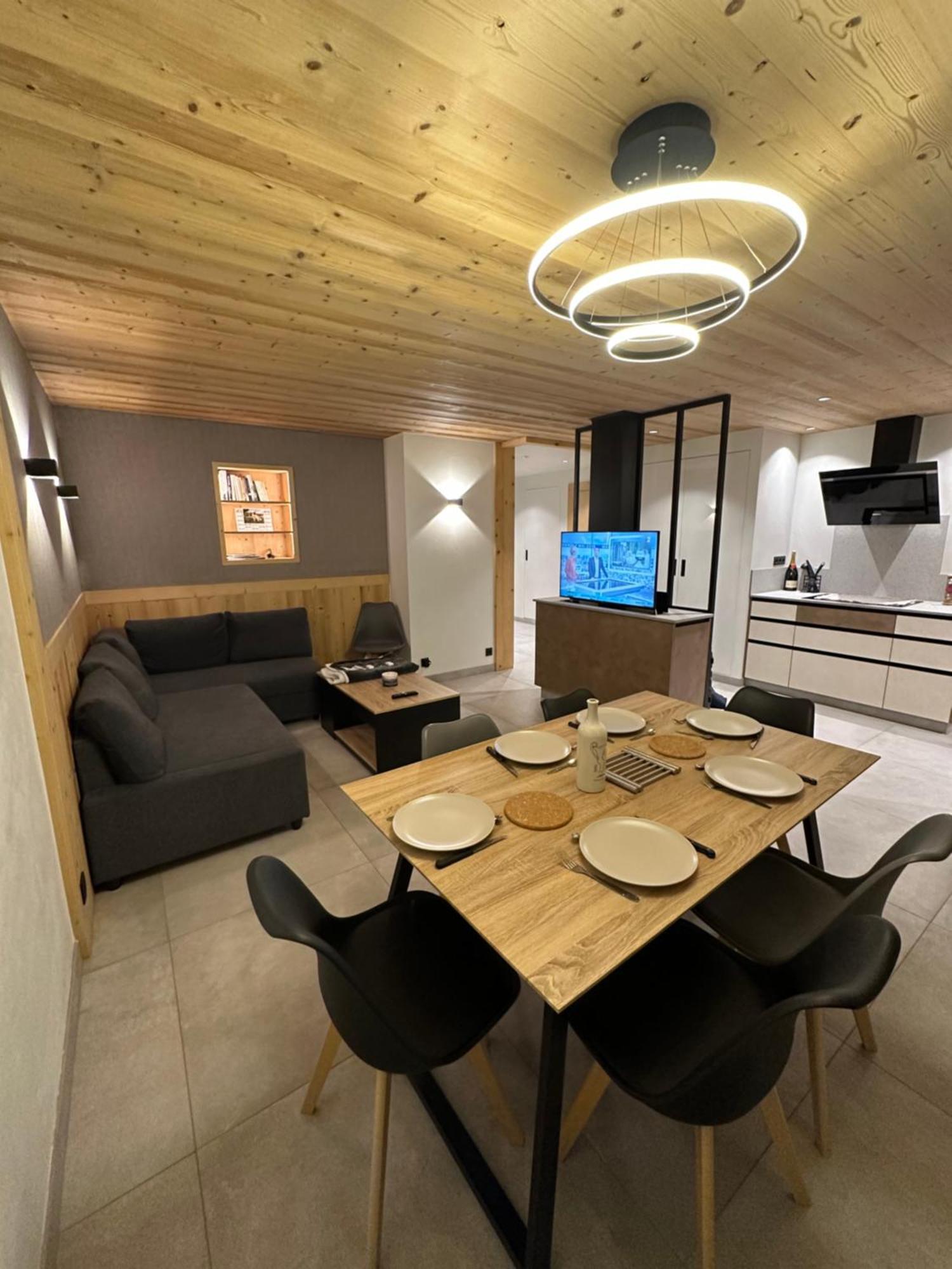 Luxueux Appartement T4 - Lac 5 Min - Parkings Privatifs - Vue Lac Et Montagne Annecy Exterior photo